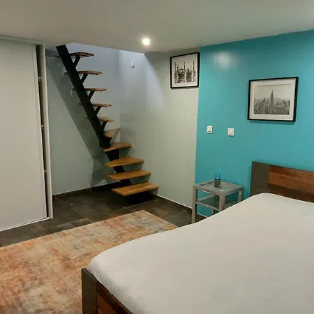 Wifi - Parking - Superbe T3 Spacieux Et Moderne!!!! *